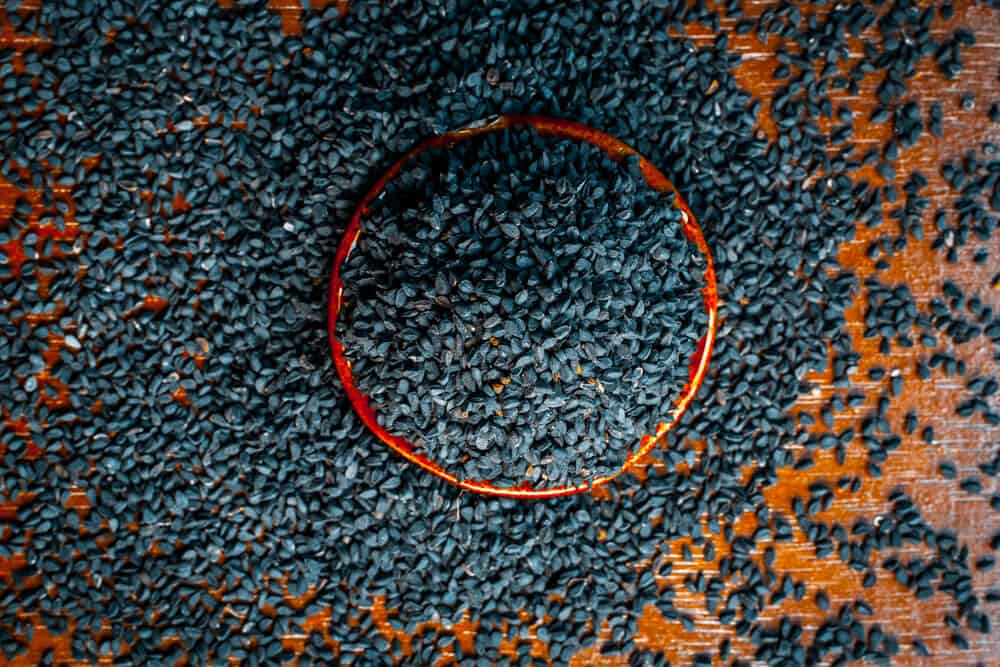 Malý zázrak pre telo – olej z čiernej rasce - shutterstock 1037532745 - Malý zázrak pre telo – olej z čiernej rasce