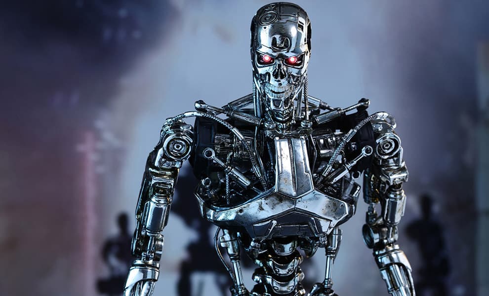 Terminátor sa vráti aj s Arniem. Zabudnite na ostatné verzie - terminator genisys endoskeleton sixth scale hot toys feature 902662 - Terminátor sa vráti aj s Arniem. Zabudnite na ostatné verzie