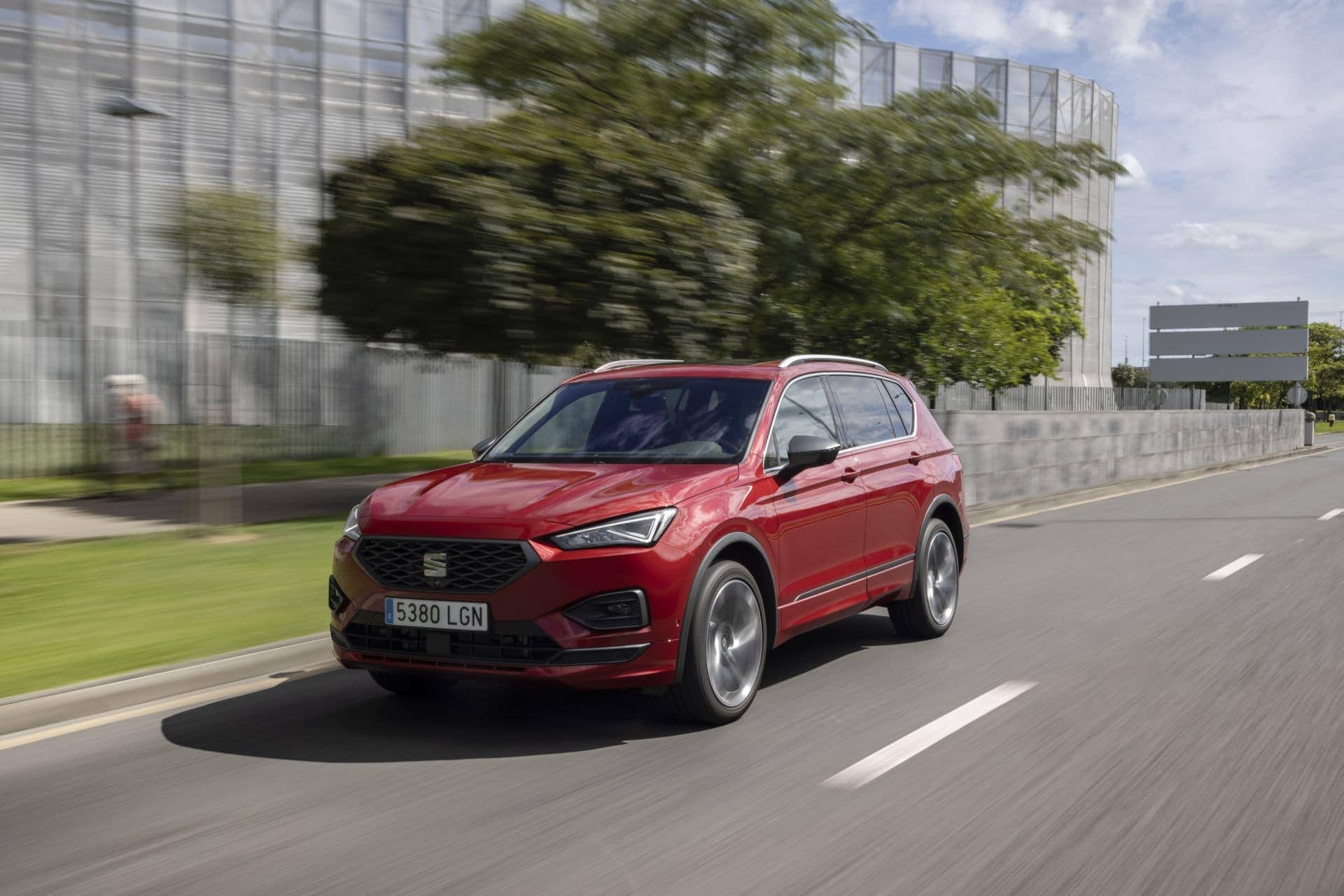 - Novy Seat Tarraco - SEAT Tarraco 2.0 TSI DSG 4Drive s výkonom 245 k