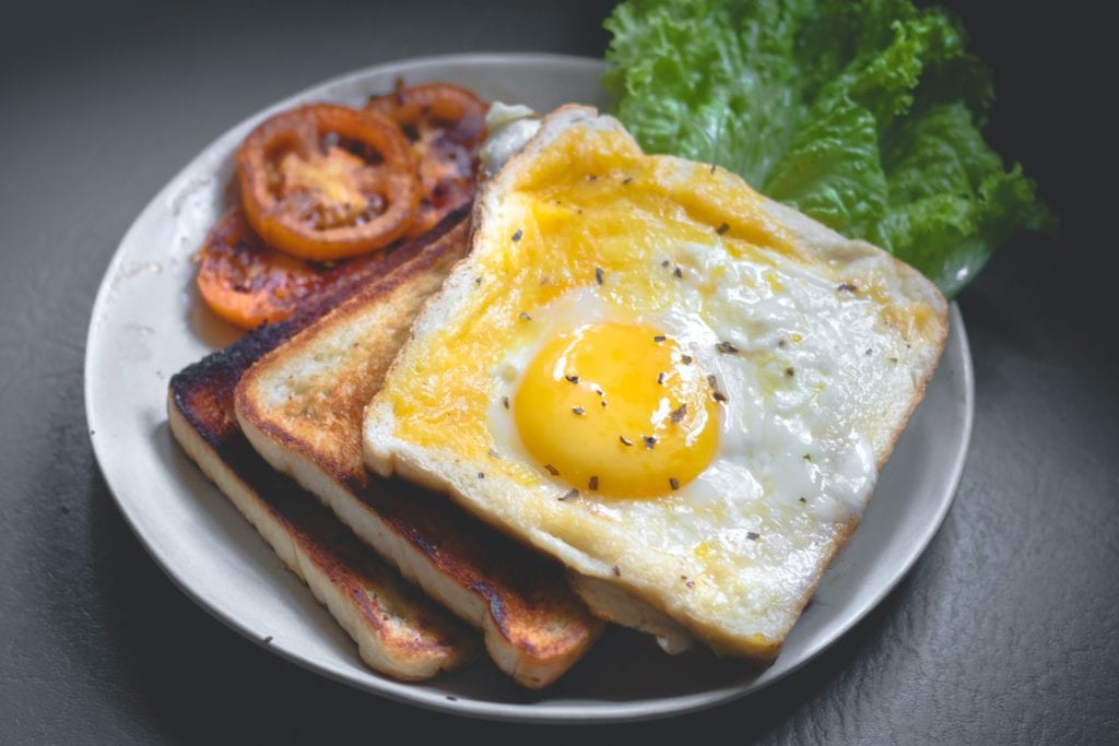 raňajky - eiliv sonas aceron uAm1CZMdPCw unsplash 1024x683 - Sú raňajky naozaj najdôležitejším jedlom dňa?